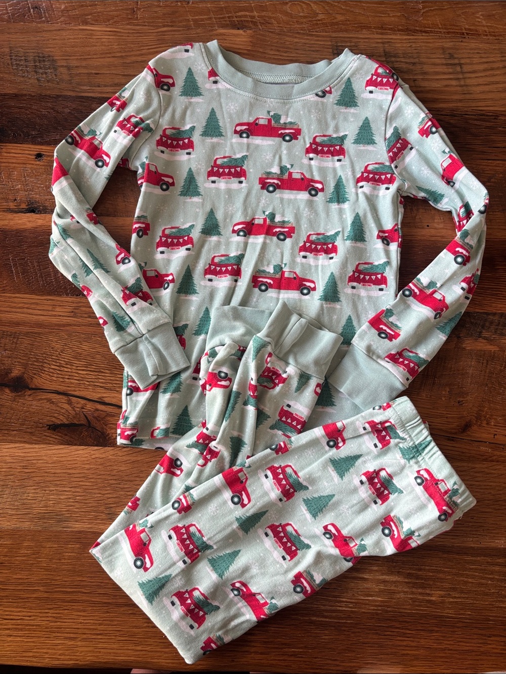 Janie and Jack Kids Holiday Truck Print Pajama Set - Mint Green & Red size 6